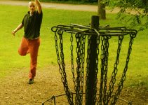 The Beginners Guide to Playing Disc Golf