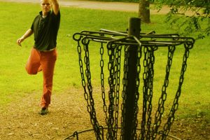 The Beginners Guide to Playing Disc Golf